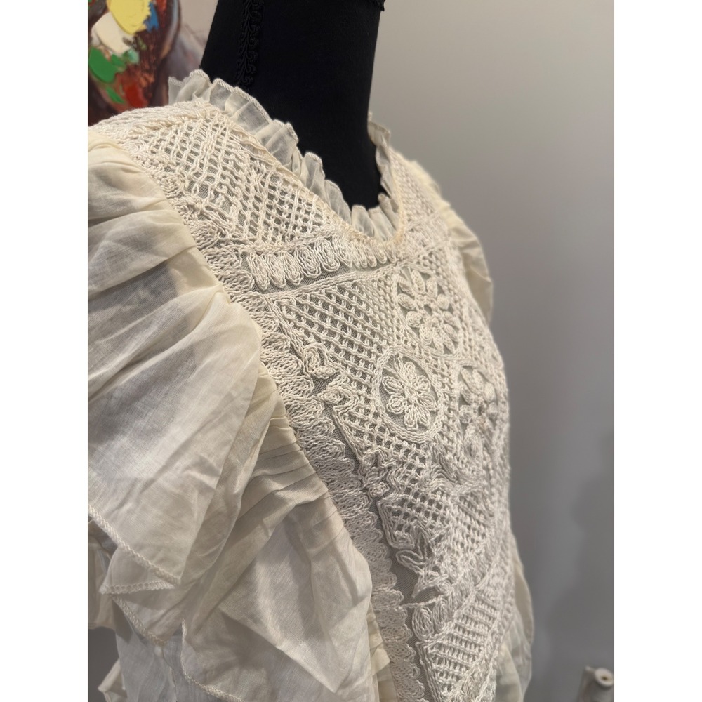 Joie Anitra Embroidered Crochet Ruffle Sleeve Top Porcelain White Small NWT - Picture 2 of 7